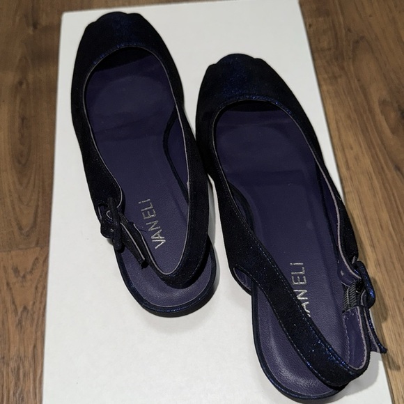 VANELI Elegant  Peep-Toe Slingback Shoes - Picture 5 of 5